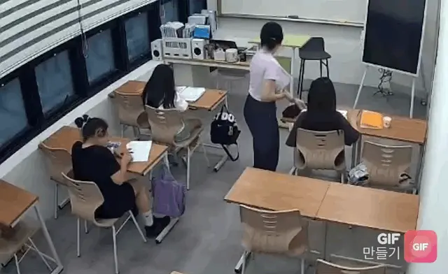 소수 인원 보강 시스템